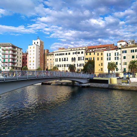 A Casa Di Chicca Apartment Savona Bagian luar foto
