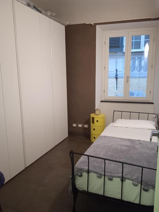A Casa Di Chicca Apartment Savona Bagian luar foto
